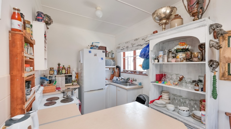 6 Bedroom Property for Sale in Arniston Western Cape